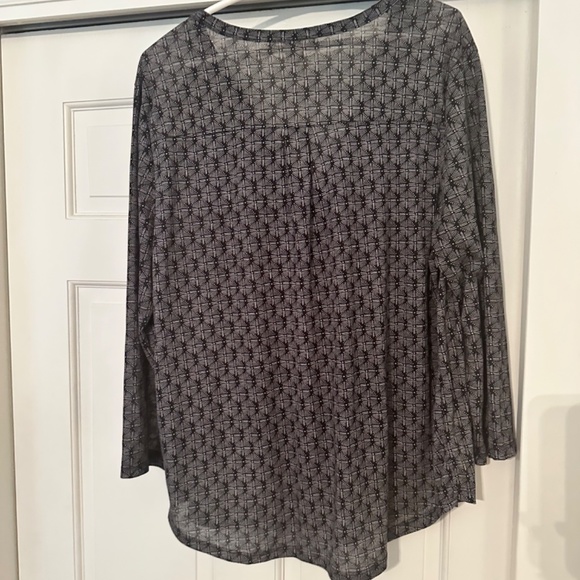 Blouse - Picture 2 of 2